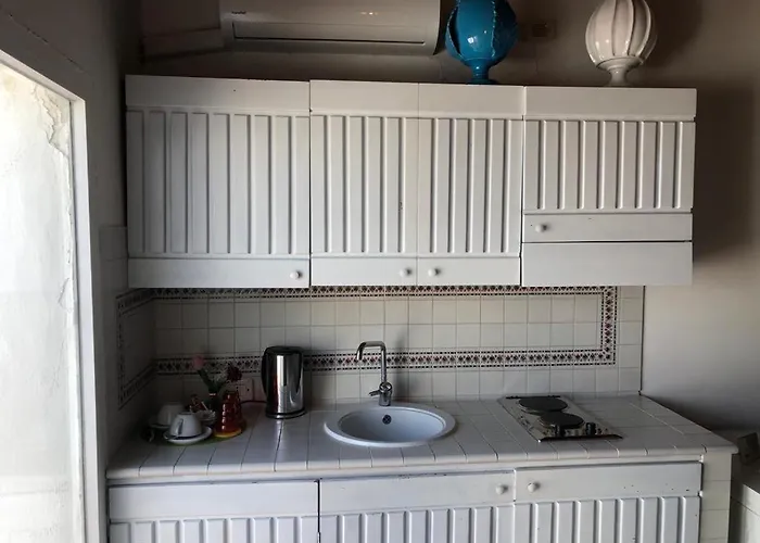 La Torretta Del Senatore 4* بولينيانو آ ماري