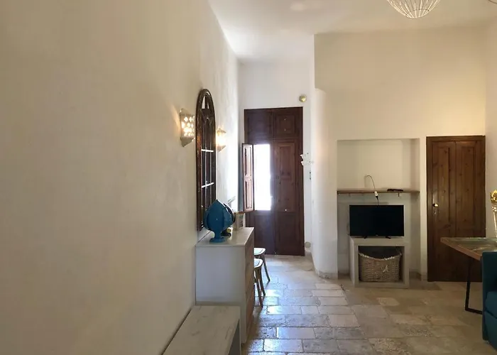 بيت ضيافة La Torretta Del Senatore