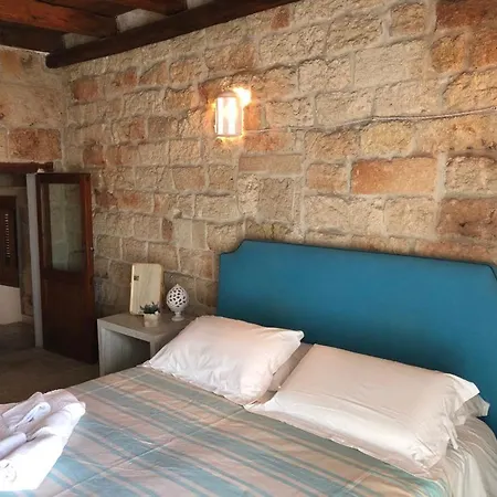 Πανσιόν La Torretta Del Senatore *